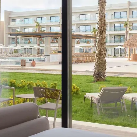 ホテル Melia Durres Albania Plazhi San Pietro