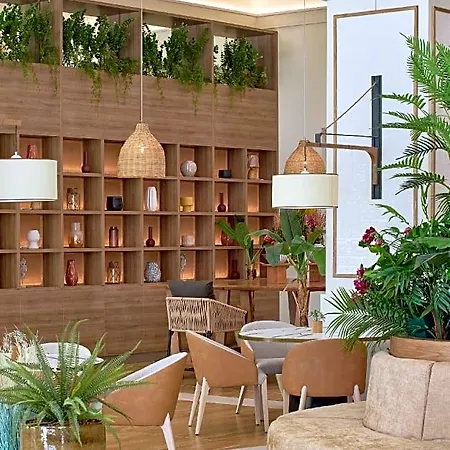 Melia Durres Albania ホテル